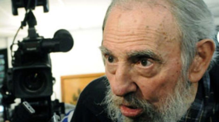 Castro 3 yıl sonra kameralar karşısında