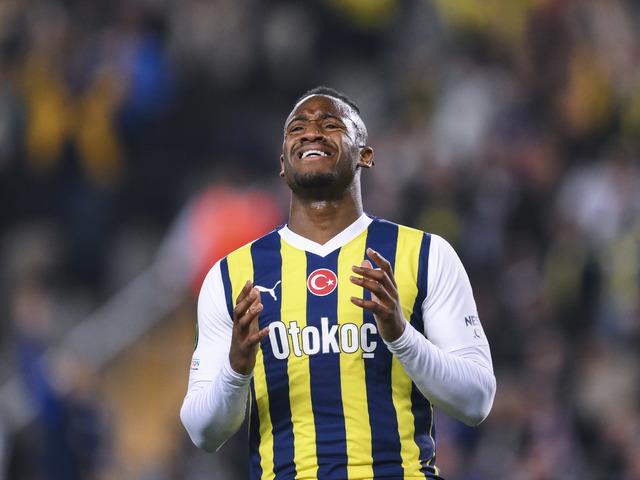 Spor yazarları Fenerbahçe'nin Olympiakos'a elenmesi sonrası demediğini bırakmadı! "Fazla söze gerek yok"