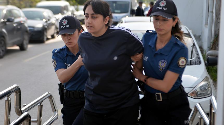 İki kadını bıçakladı, sebebi şaşkına çevirdi! 'Bana baş kaldıranın, başını keserim'