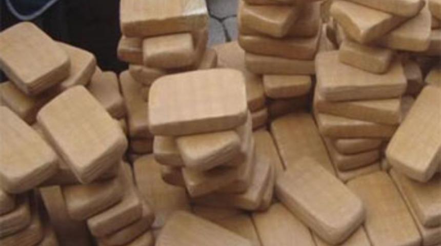 Avukatın &ccedil;etesine uluslararası operasyon