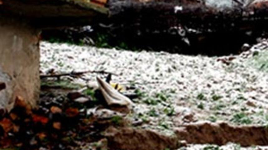 Bayrami&ccedil;'te korkutan yarıklar