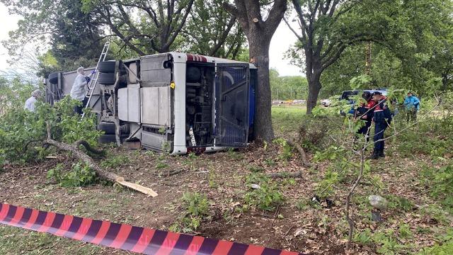 Kırklareli'de feci kaza! Yolcu otobüsü devrildi: 11 yaralı