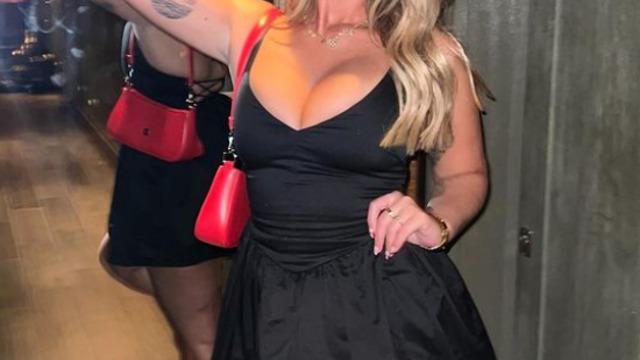 Sosyal medya fenomeni Ariella Nyssa'nın Coachella tarzına yorum yağdı! Festival kıyafeti beğenilmedi: Anneanne eteği gibi