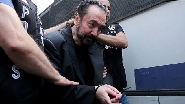 Adnan Oktar mağdurlarından mahkemeye sosyal medya başvurusu! ‘Twitter çifte standart uyguluyor…’
