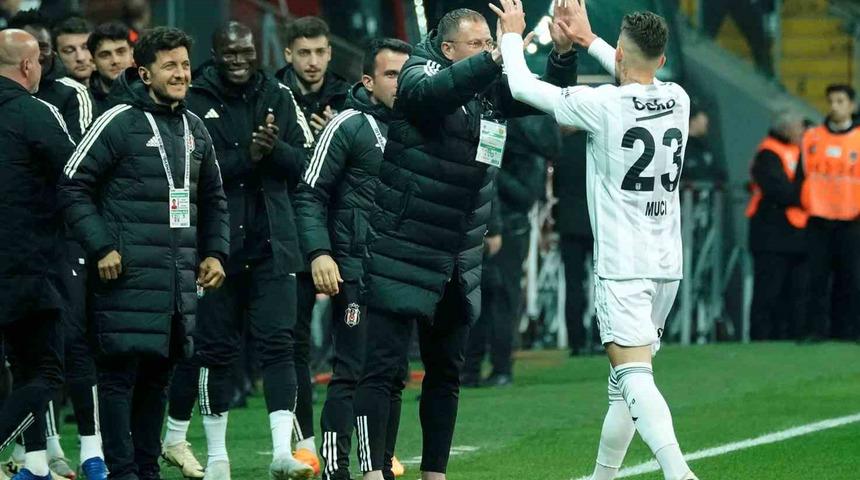Beşiktaş haftalar sonra kazanmayı hatırladı! Fernando Santos'un ayrılığı siyah-beyazlılara yaradı...