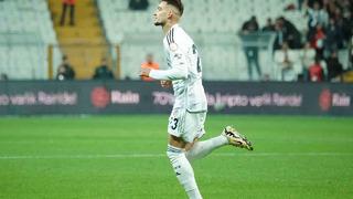 Beşiktaş'ın parlayan yıldızı Ernest Muçi 3. golünü attı!