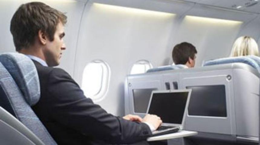 Eutelsat&rsquo;dan u&ccedil;akta internet hizmeti