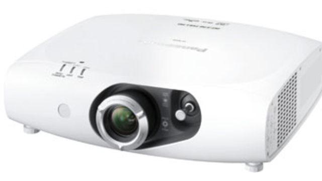 Dünyanın ilk lambasız projektörü