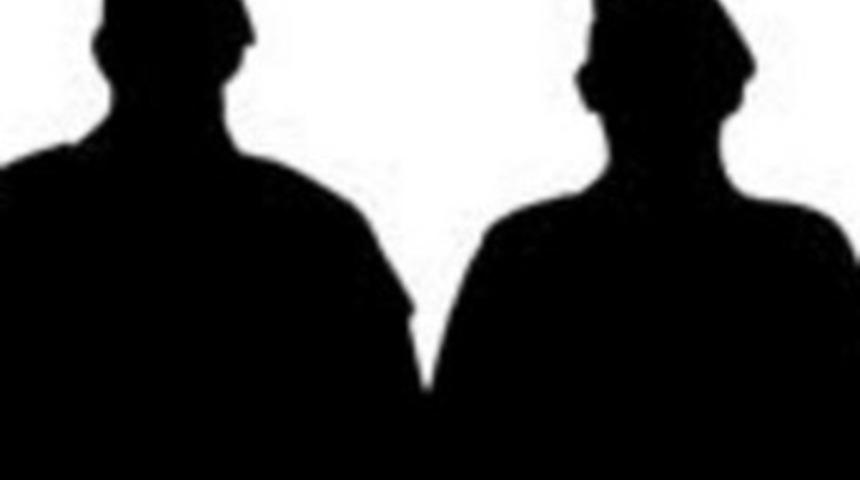 'Sakıncalı' eşcinseller askere gitmeyecek!