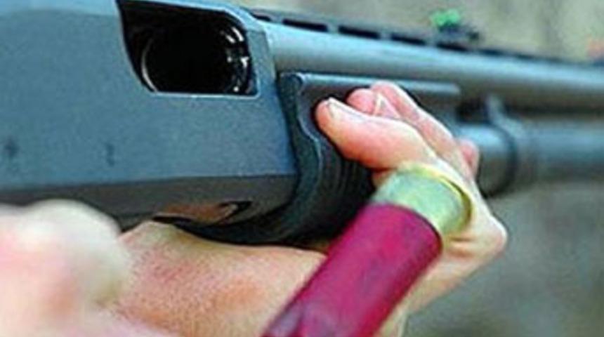 T&uuml;fekle oynarken arkadaşını &ouml;ld&uuml;rd&uuml;