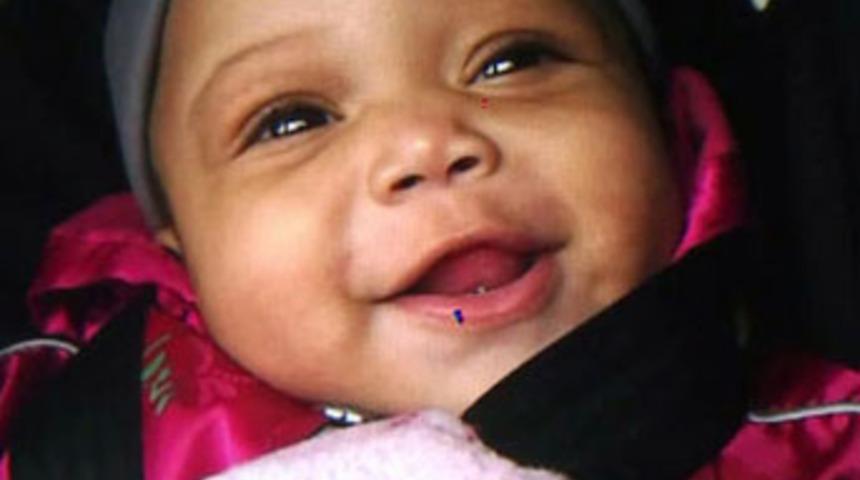 Bebeğe kurşun yağdırdılar