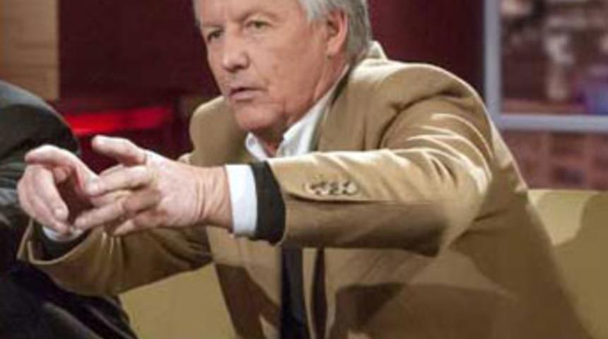 Alman papazdan canlı yayında Türklere hakaret