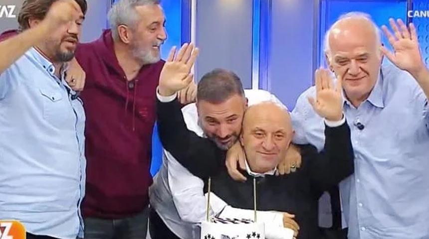 Sinan Engin, Beyaz TV'den ayrılıyor! Yeni kanalı için saniyesinde flaş bir iddia ortaya atıldı...