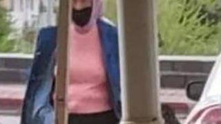 Görüntüler sosyal medyadan paylaşıldı! Kadın kılığında sokaklarda dolaşan adam tedavi altına alındı