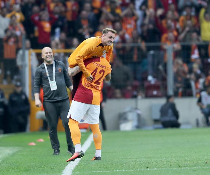 Galatasaray'ın 4-1'lik galibiyeti sonrası yıldız isme beklenmedik eleştiri! "İlk 11 başlamamalı" G5