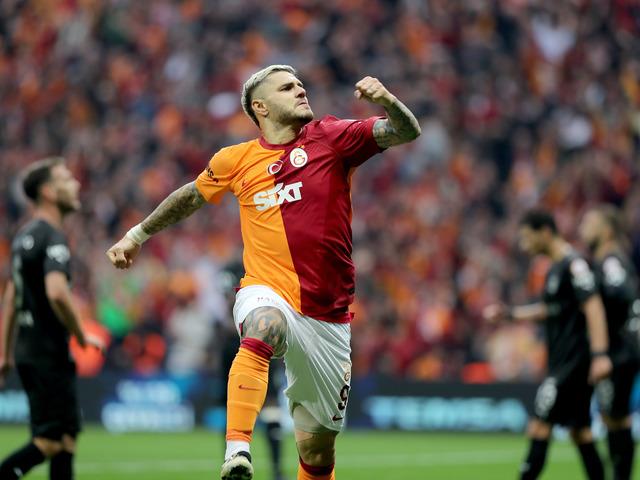 Galatasaray'ın 4-1'lik galibiyeti sonrası yıldız isme beklenmedik eleştiri! "İlk 11 başlamamalı"