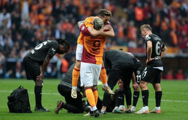 Galatasaray farklı kazandı, Rıdvan Dilmen'den farklı galibiyete rağmen beklenmedik sözler! "Okan Buruk hata yaptı" 728xauto
