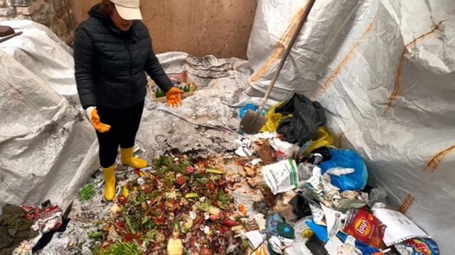 Ünlü şef Refika Birgül çöp konteynerlerine girdi! 1 trilyon dolarlık israf: 214 ülke arasında Türkiye bakın kaçıncı sırada…