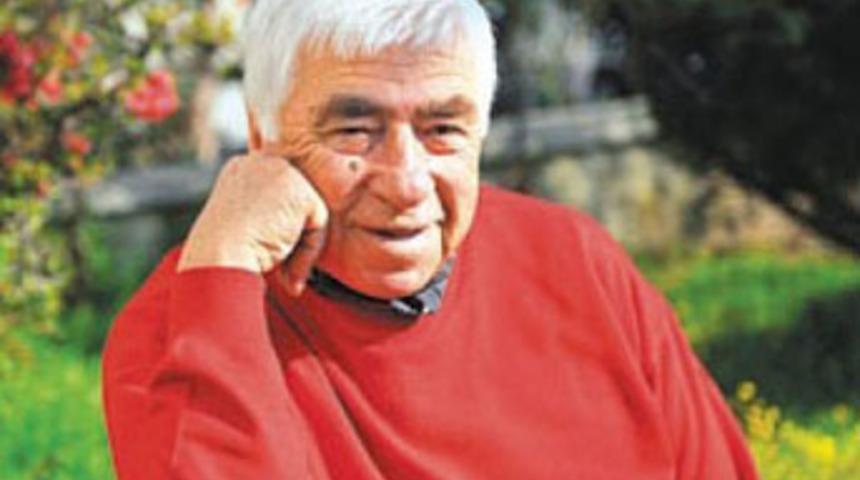 Tekin Akmansoy vefat etti