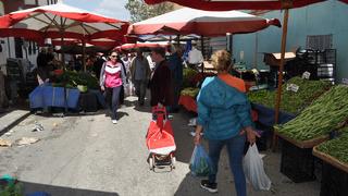 Fiyatlar yarıya düştü! 'Daha da düşüreceğiz' Dikkat çeken oranda indirim... 'Etiketler tam halkın istediği gibi'
