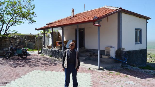 Köyde tek başına! Hikayesi film gibi: 12 yıldır yalnız yaşıyor