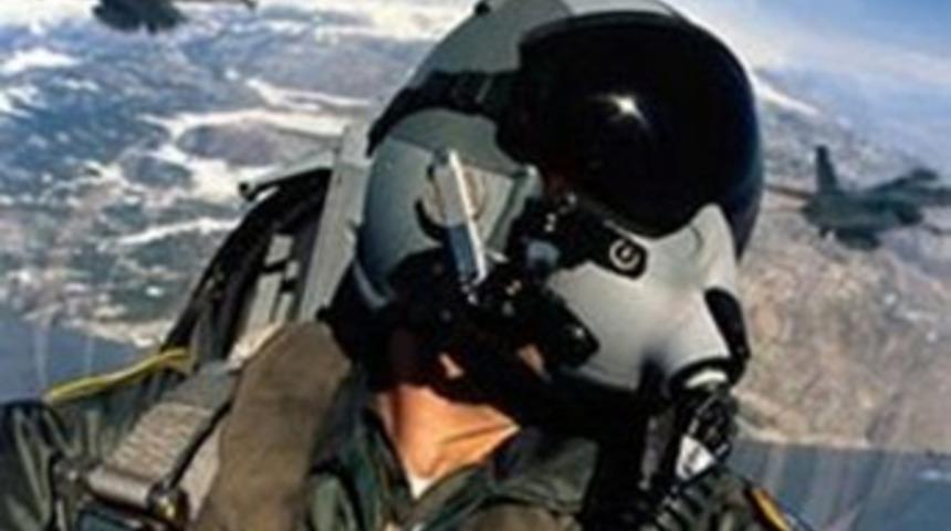 TSK 100'e yakın pilotunu kaptırdı