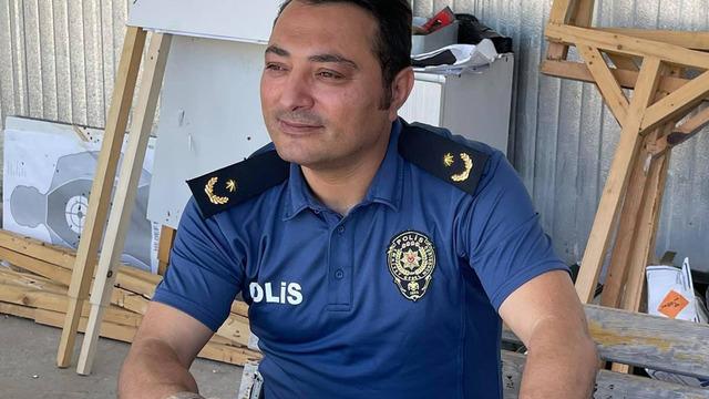 Depremzedelerin yardım malzemelerini evine götüren emniyet müdürü, kalp krizinden hayatını kaybetti