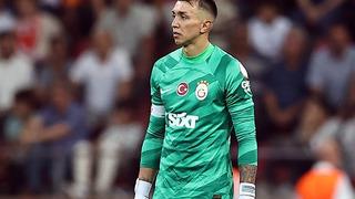 Galatasaray'ın efsanesi Muslera'dan emeklilik açıklaması! ''Herkese teşekkür ediyorum''