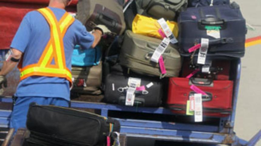 İranlı, uçağın kargosunda ülkesine gitti