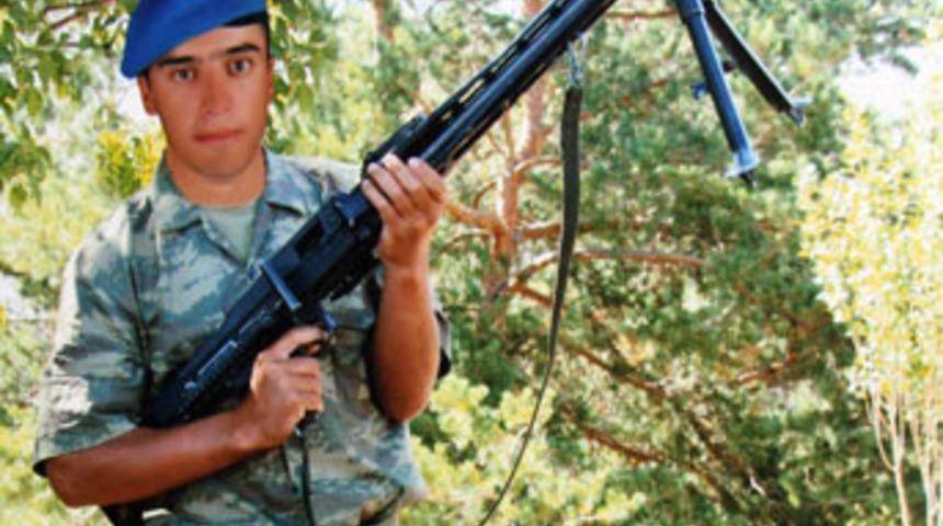 Şehit annesi acı haberi alınca bayıldı