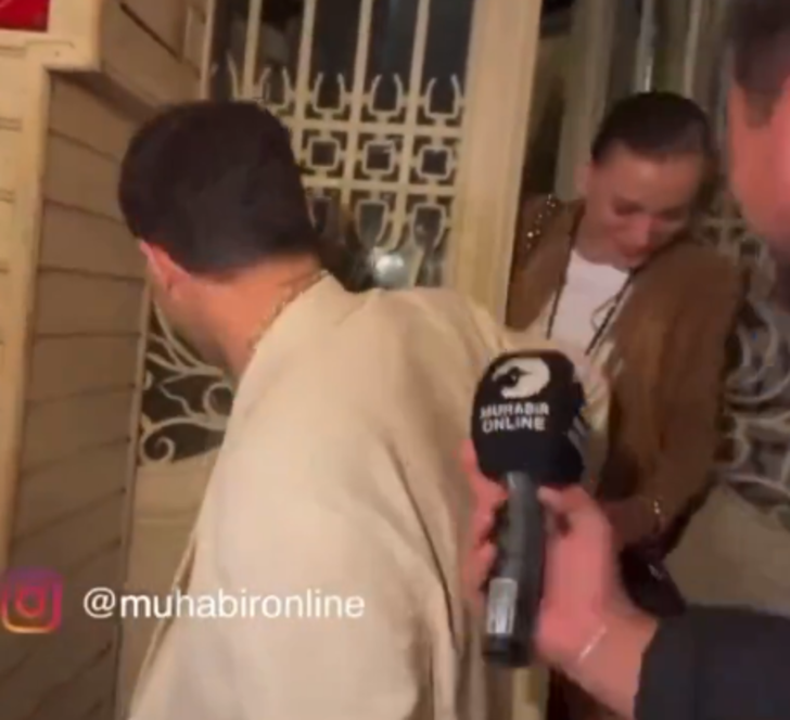 Mert Demir ve Serenay Sarıkaya sonunda el ele görüntülendi! Yorumlar gecikmedi: "Gözler Cem Yılmaz'da..." G2