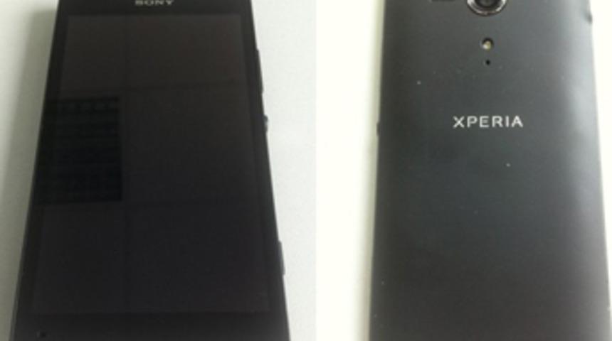 Sony&rsquo;nin yeni akıllısı 4.6in&ccedil;lik Xperia SP