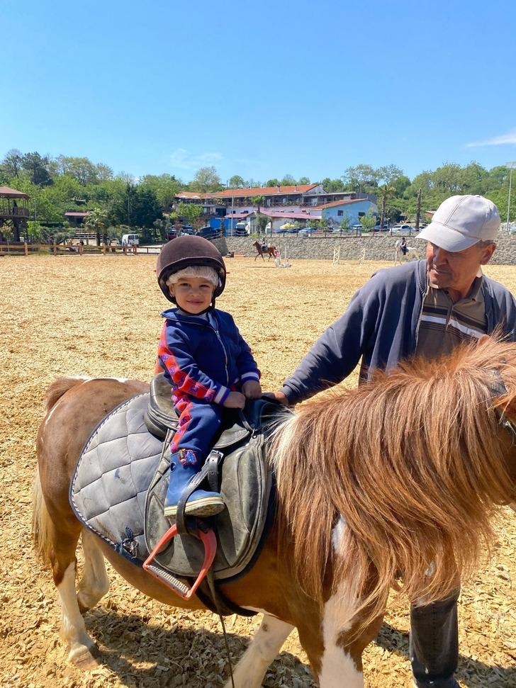 Atamızdan bize, bizden gelecek nesillere... Mynet ekibi olarak dünyadaki bütün çocukların 23 Nisan'ını kutlarız G4