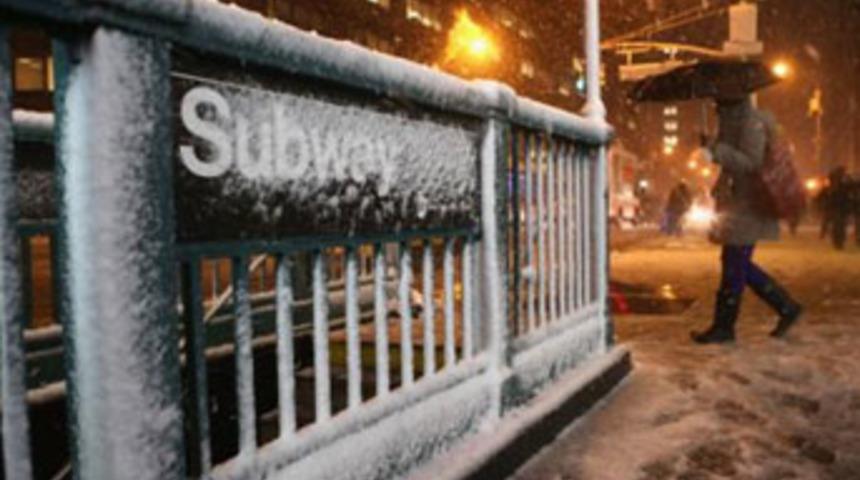 New York'ta 'Nemo' alarmı