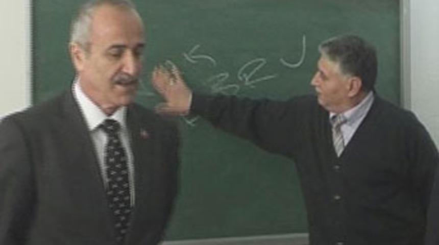 Sınıfta 'Salak Ebru' krizi