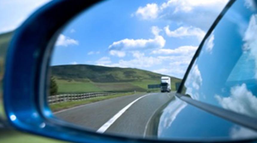 Trafikte sola dönüşler daha tehlikeli