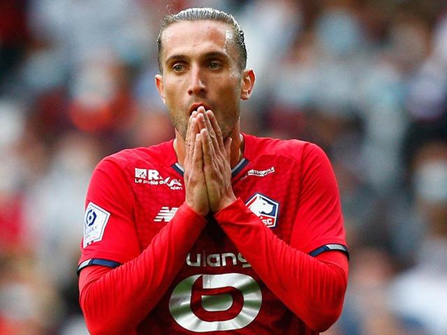 Korku filmlerini aratmayacak olay! Hırsızlar, Yusuf Yazıcı'nın evine bu kez göz göre göre girmeye çalıştılar...