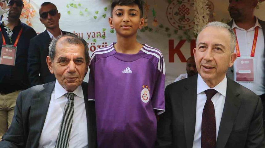 Dursun Özbek'i güldüren diyalog! ''Şampiyonluğunuz şimdiden hayırlı olsun''