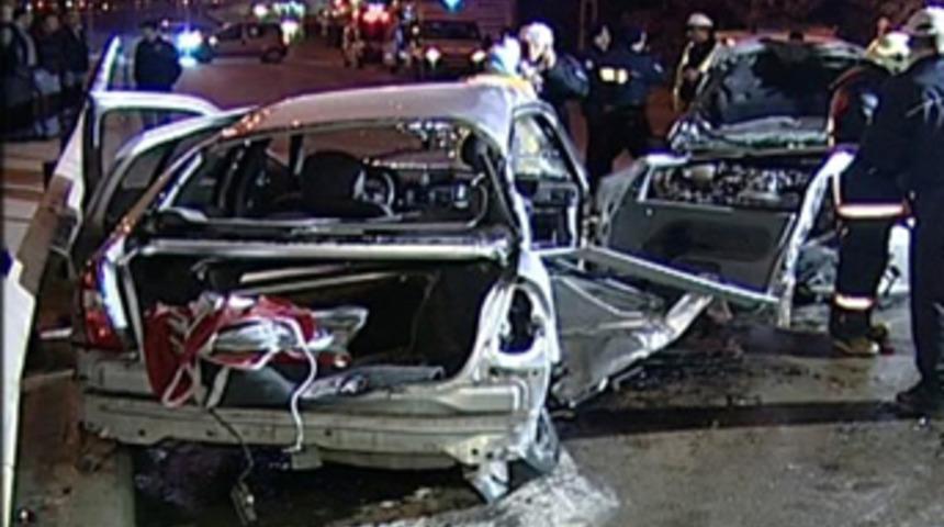 Kafa kafaya &ccedil;arpıştılar: 2 &ouml;l&uuml; 4 yaralı