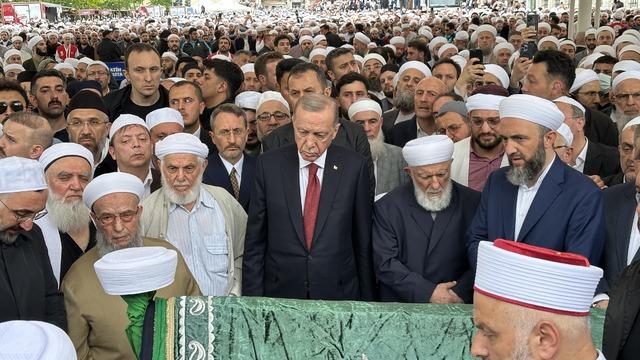 İsmailağa Cemaati lideri Kılıç'ın cenaze törenine Erdoğan da katıldı