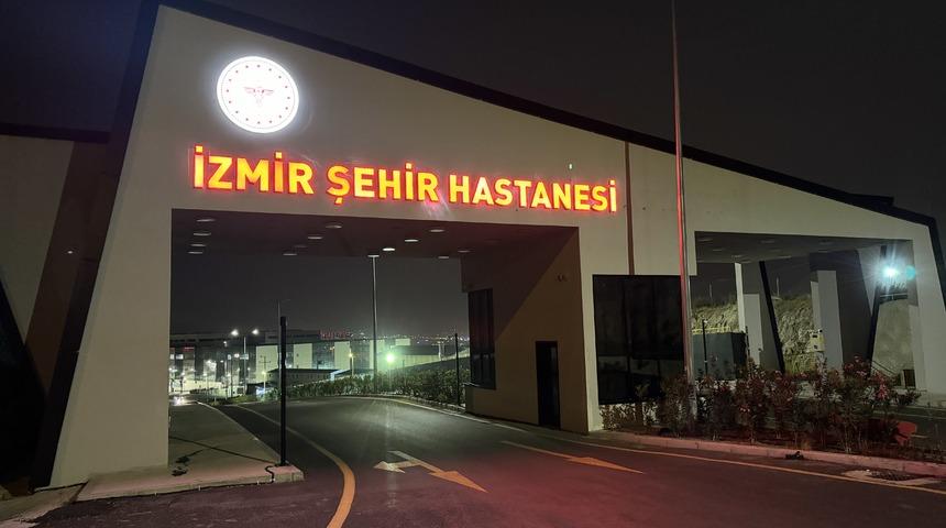 İzmir'de sağlık çalışanlarını tehdit ettiği öne sürülen kişi tutuklandı
