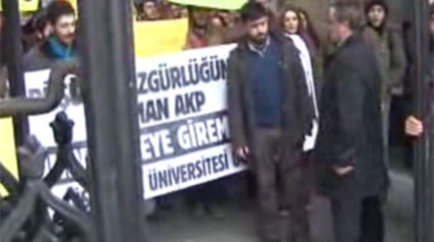 İstanbul &Uuml;niversitesi'nde gerginlik