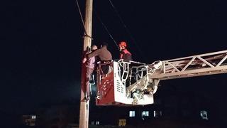 Direkteki adamı gören şaştı kaldı! Polis belinden yakaladı