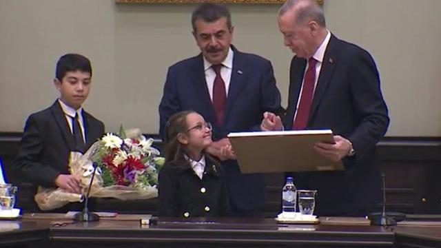 Erdoğan o diyalogu ilk kez anlattı: “Telefonumun açılışını Irak Başbakanı gördü ve sordu: ‘Kim bu?’”