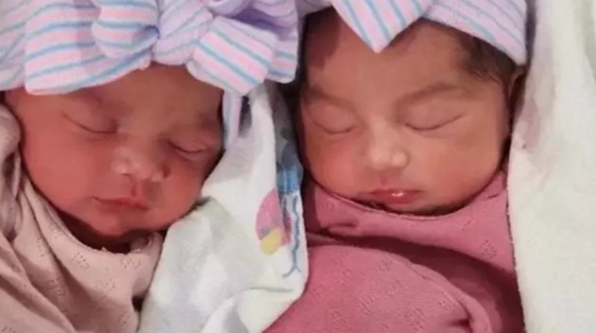 Cani anne ve baba 5 haftalık ikiz bebeklerini döverek öldürdü! Her yanları kırık, morluk ve yara içindeydi