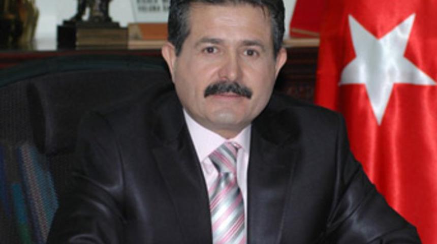 Ak Partili belediye başkanı görevden alındı