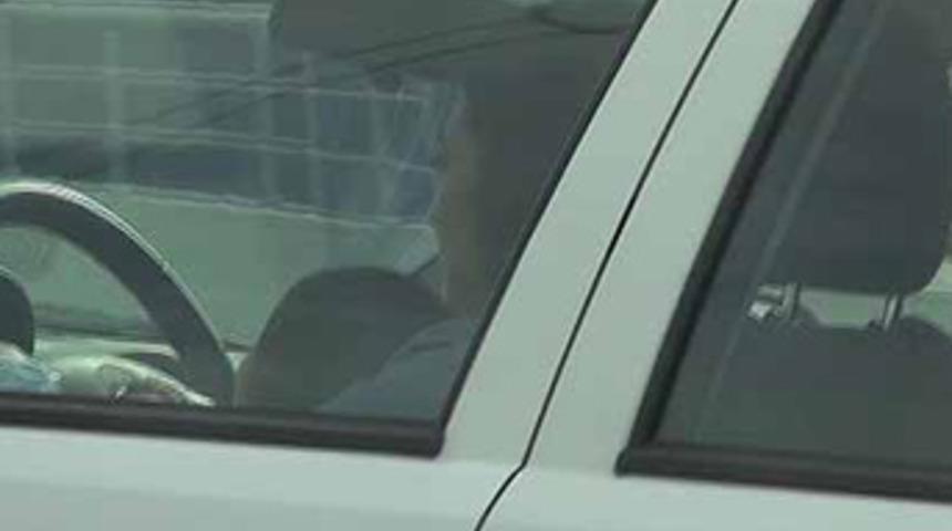 Otoyolda akılalmaz g&ouml;r&uuml;nt&uuml;