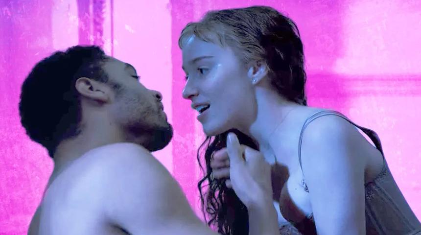 Bridgerton dizisinin oyuncuları o sahneler için uyardı! "Büyükanne ve büyükbabalarınızla izlemeyin"