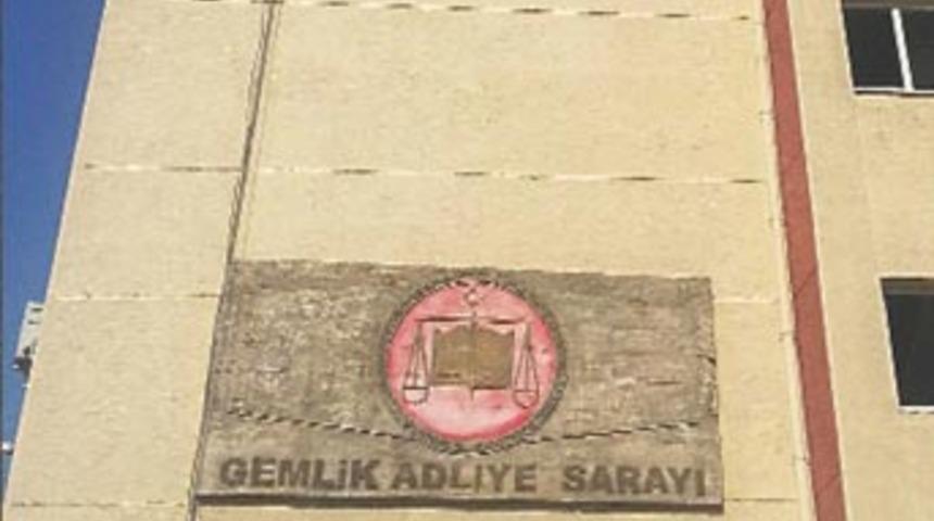 Gemlik'te tabut bina