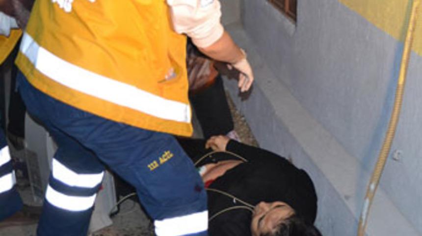 Telefonda uzun konuşan karısını &ouml;ld&uuml;rd&uuml;